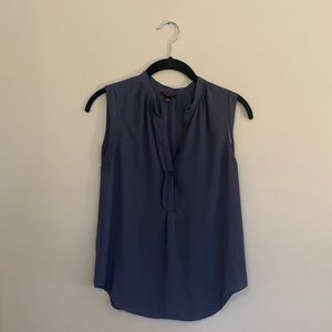 Ann Taylor sleeveless blouse petite